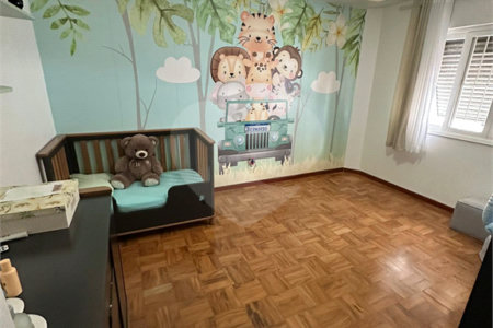 Casa à venda com 4 quartos, sendo 3 suítes, em Jardim Prudência, São Paulo, SP