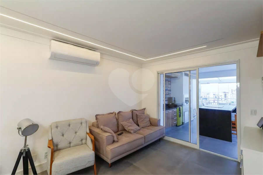 Apartamento à venda com 3 quartos, sendo 1 suíte,  em Vila Gustavo, São Paulo, SP