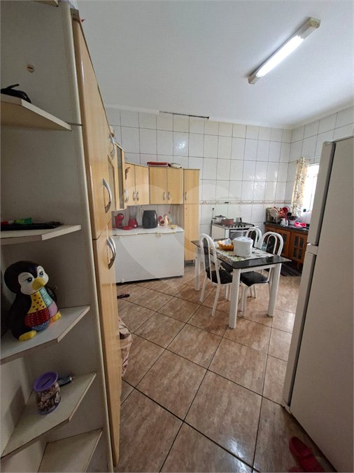 Casa à venda com 4 quartos, sendo 1 suíte,  em Vila Santa Maria, Guarulhos, SP