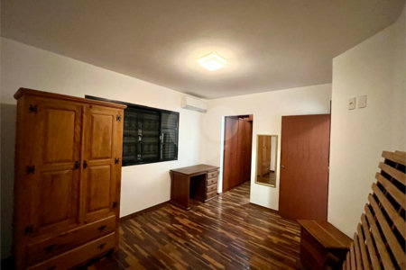 Casa Térrea à venda com 3 quartos, sendo 1 suíte,  em Cidade Universitária, Campinas, SP
