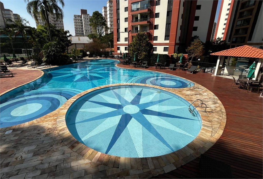 Apartamento à venda com 2 quartos, sendo 1 suíte, em Jardim Íris, São Paulo, SP