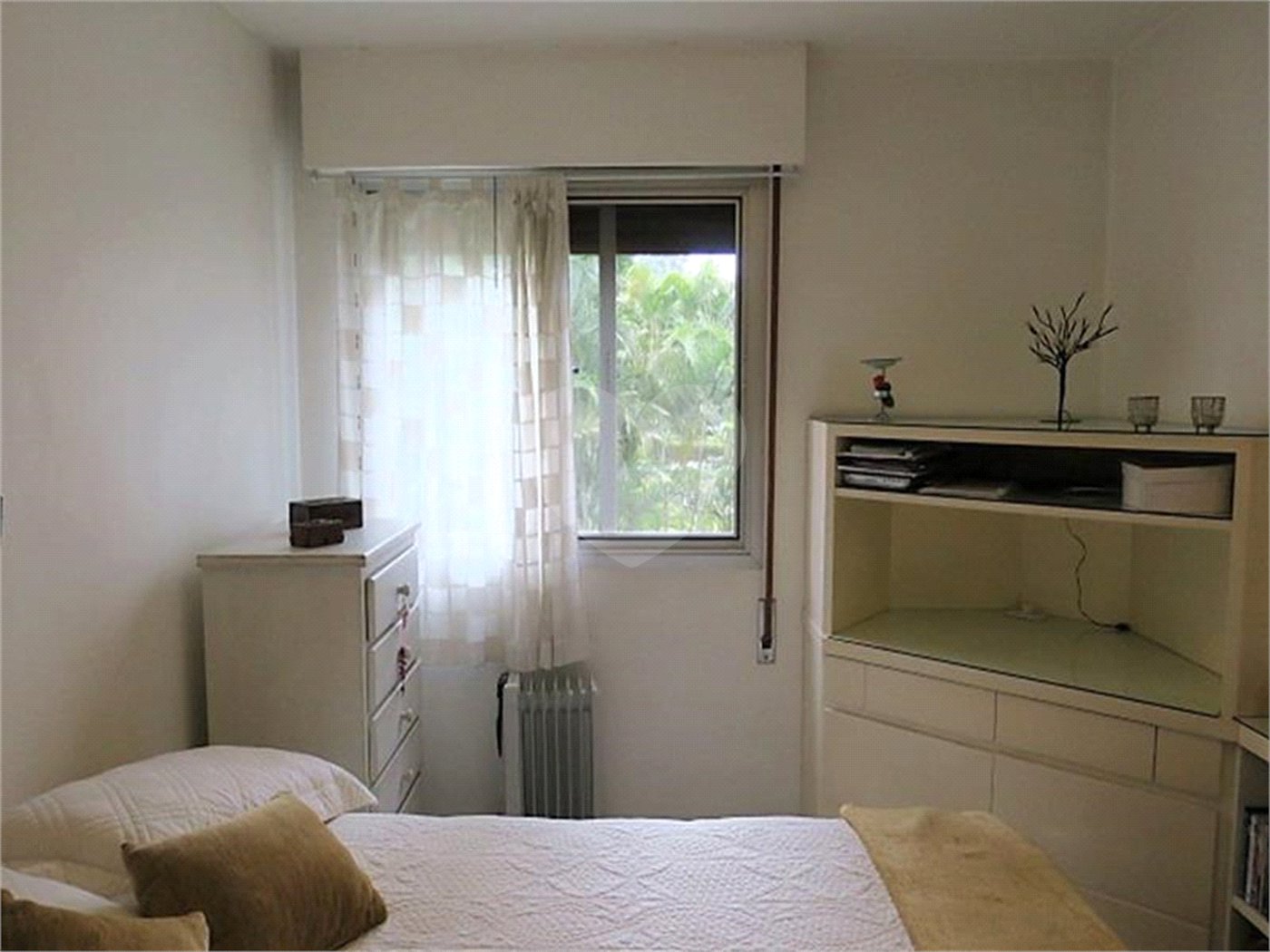 Apartamento à venda com 3 quartos, sendo 1 suíte,  em Real Parque, São Paulo, SP