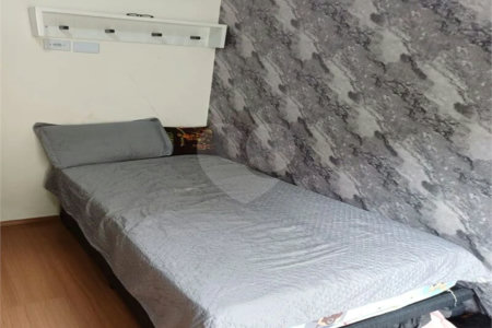 Casa à venda com 3 quartos, sendo 1 suíte, no condomínio Residencial Shekinah, São Paulo - SP