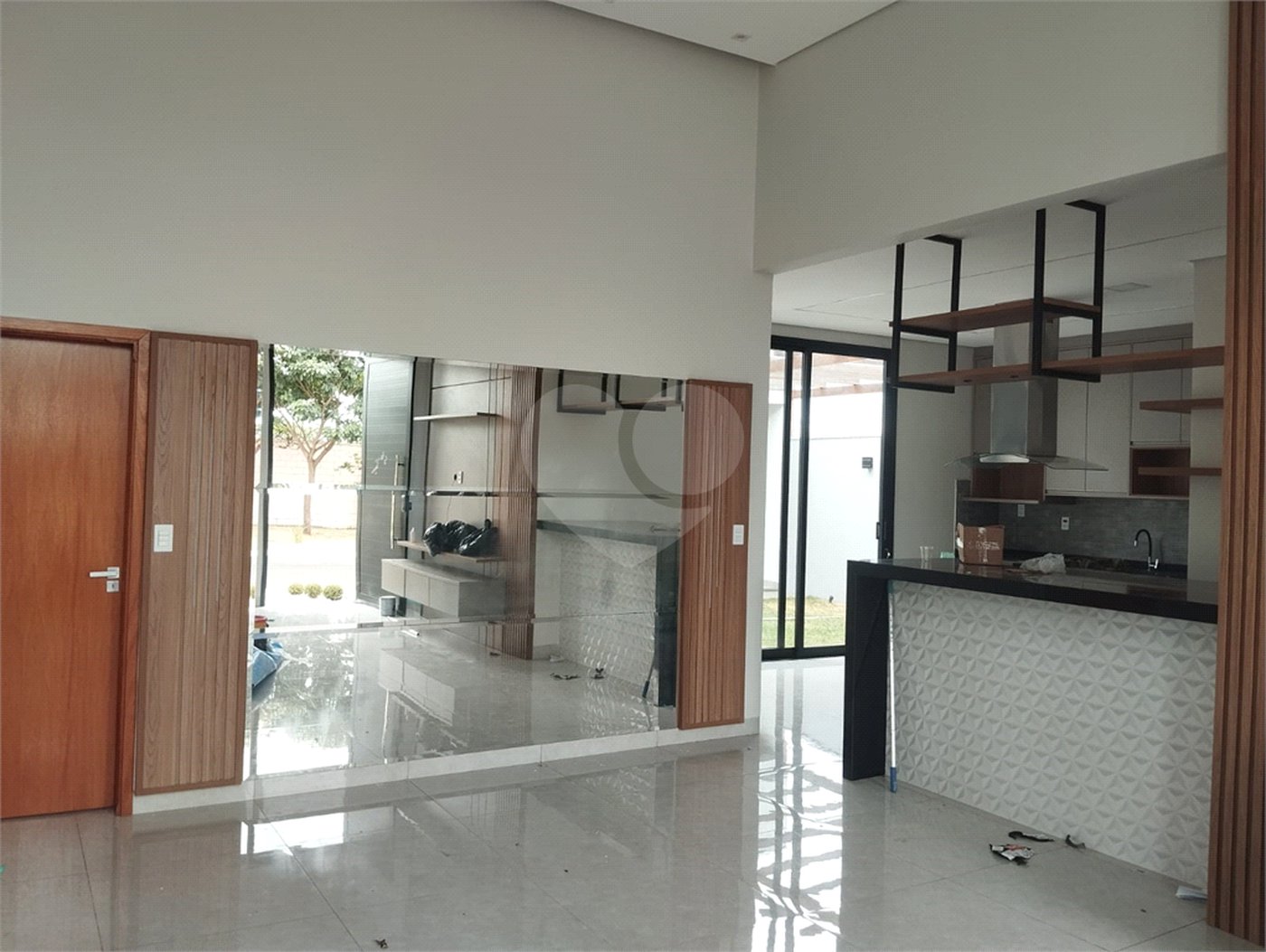 Casa para alugar com 3 quartos, sendo 1 suíte, no condomínio Residencial Reserva do Campo, Araraquara - SP