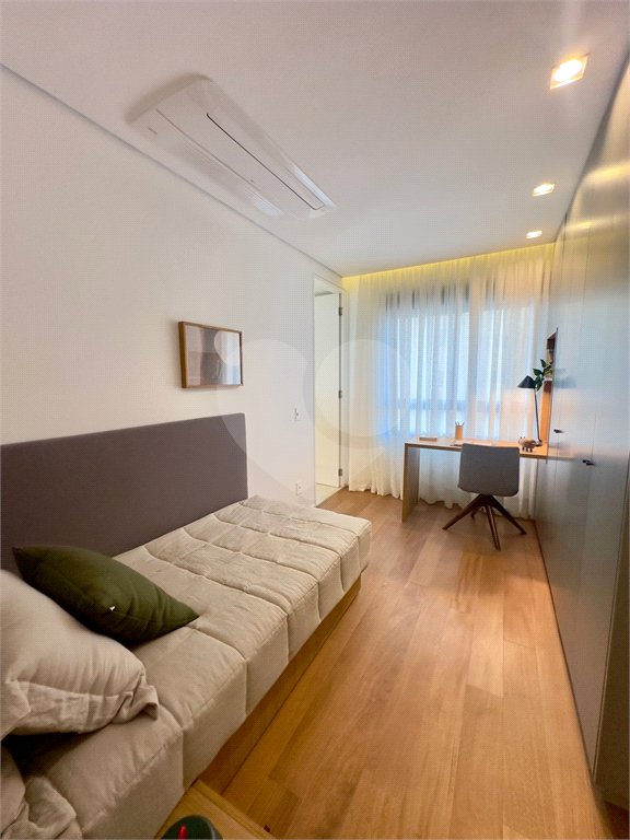 Apartamento à venda com 3 suítes em Brooklin Paulista, São Paulo, SP