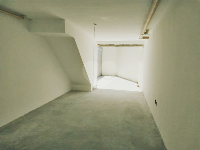 Casa à venda com 2 quartos, sendo 1 suíte,  no condomínio Tanque Velho, São Paulo - SP