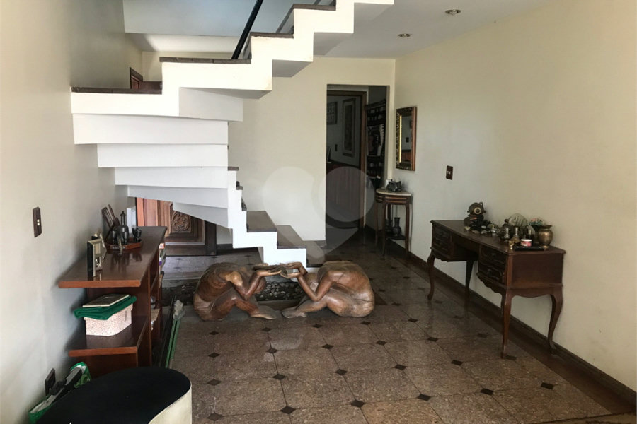 Sobrado à venda com 3 quartos, sendo 1 suíte, em Jardim São Paulo(zona Norte), São Paulo, SP