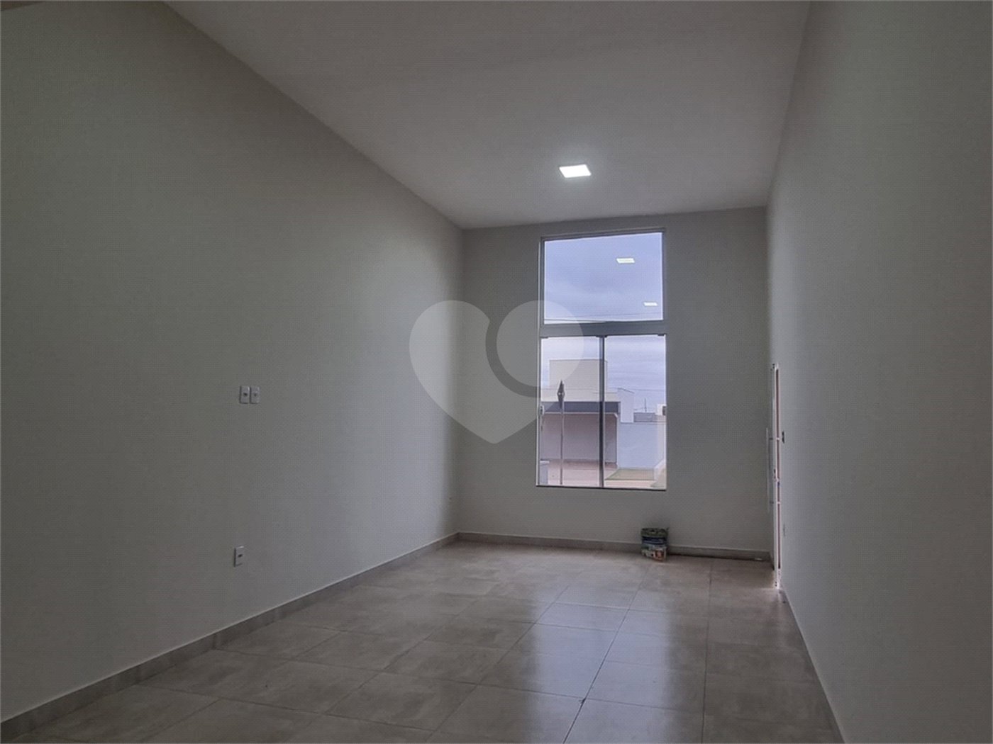 Casa à venda com 3 quartos, sendo 1 suíte, em Campos Ville, Araraquara, SP