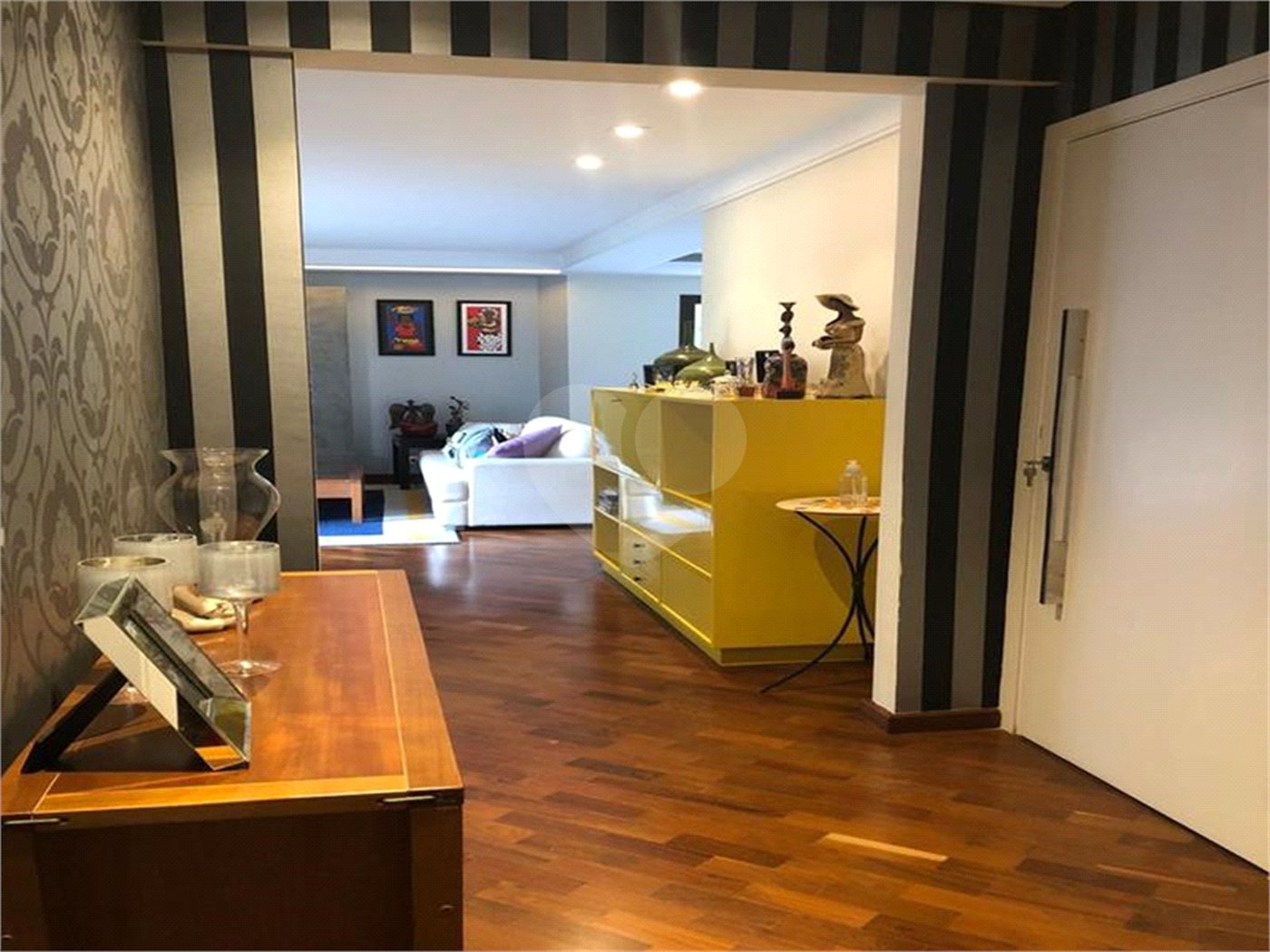 Apartamento à venda com 3 quartos, sendo 1 suíte,  em Jardim Ampliação, São Paulo, SP