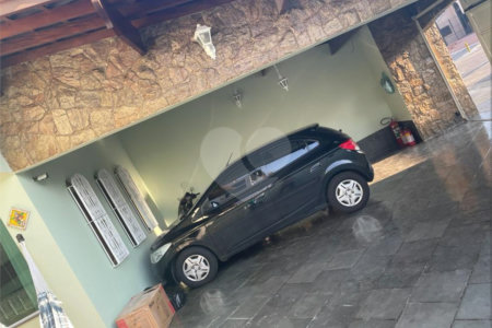 Casa à venda com 3 quartos, sendo 1 suíte,  em Vila Curuçá, São Paulo, SP