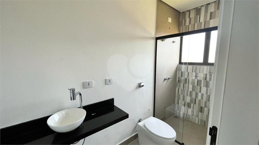Casa à venda com 4 quartos, sendo 3 suítes, no condomínio Campos do Conde Sorocaba, Sorocaba - SP