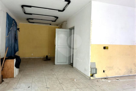 Sobrado à venda com 4 quartos em Brooklin, São Paulo, SP
