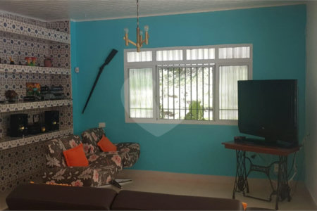 Casa à venda com 5 quartos, sendo 1 suíte,  em Taboão, Mogi das Cruzes, SP