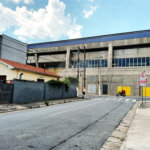 3 minutos a pé do Metrô