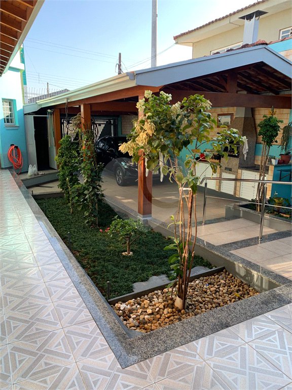 Casa para alugar com 2 quartos em Alvinópolis, Atibaia, SP