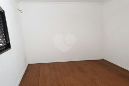 Sobrado à venda com 3 quartos, sendo 1 suíte, em Vila Maria Alta, São Paulo, SP