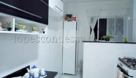 Apartamento à venda com 2 quartos, sendo 1 suíte, em Campo Aviação, Praia Grande, SP