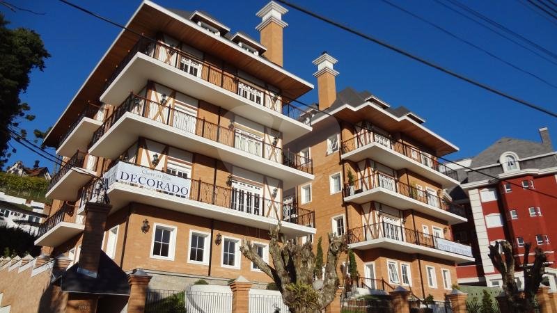 Duplex à venda com 6 suítes no Centro, Campos do Jordão, SP