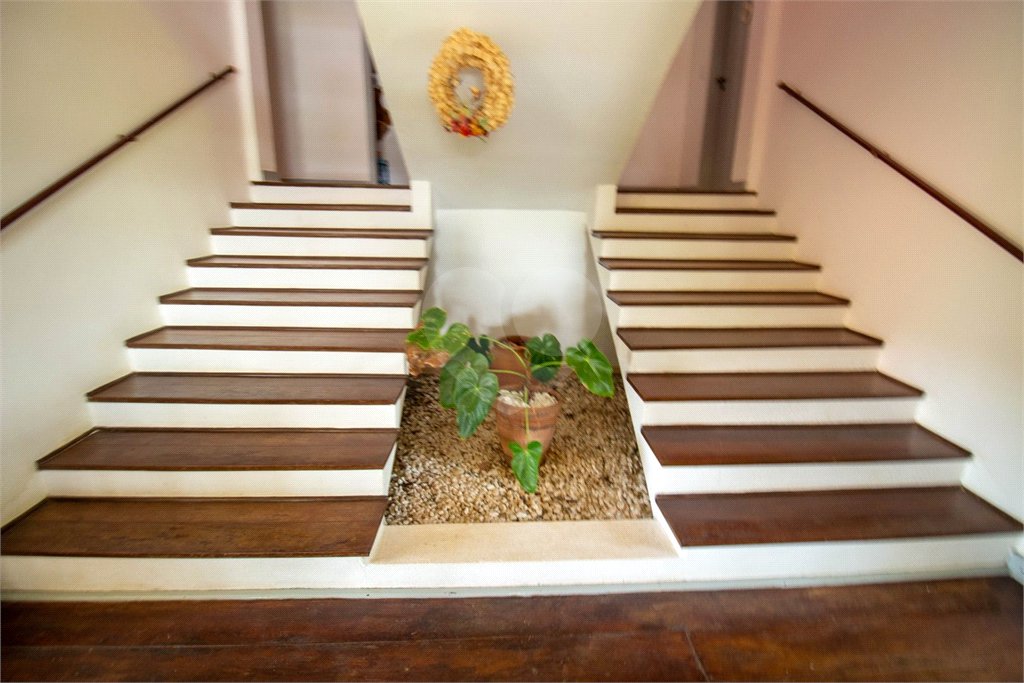 Sítio à venda com 7 quartos, sendo 6 suítes, em Jardim Santa Vitória (canguera), São Roque, SP
