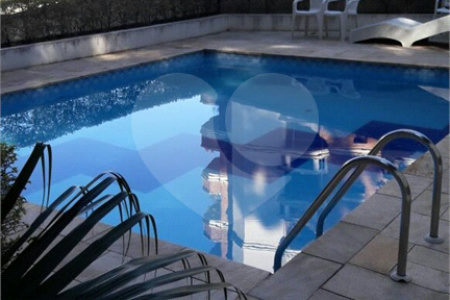 Apartamento à venda com 3 quartos, sendo 1 suíte, em Jardim Vitória Régia, São Paulo, SP