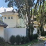Casa à venda com 3 suítes no condomínio Parque Imperial da Cantareira, Mairiporã - SP