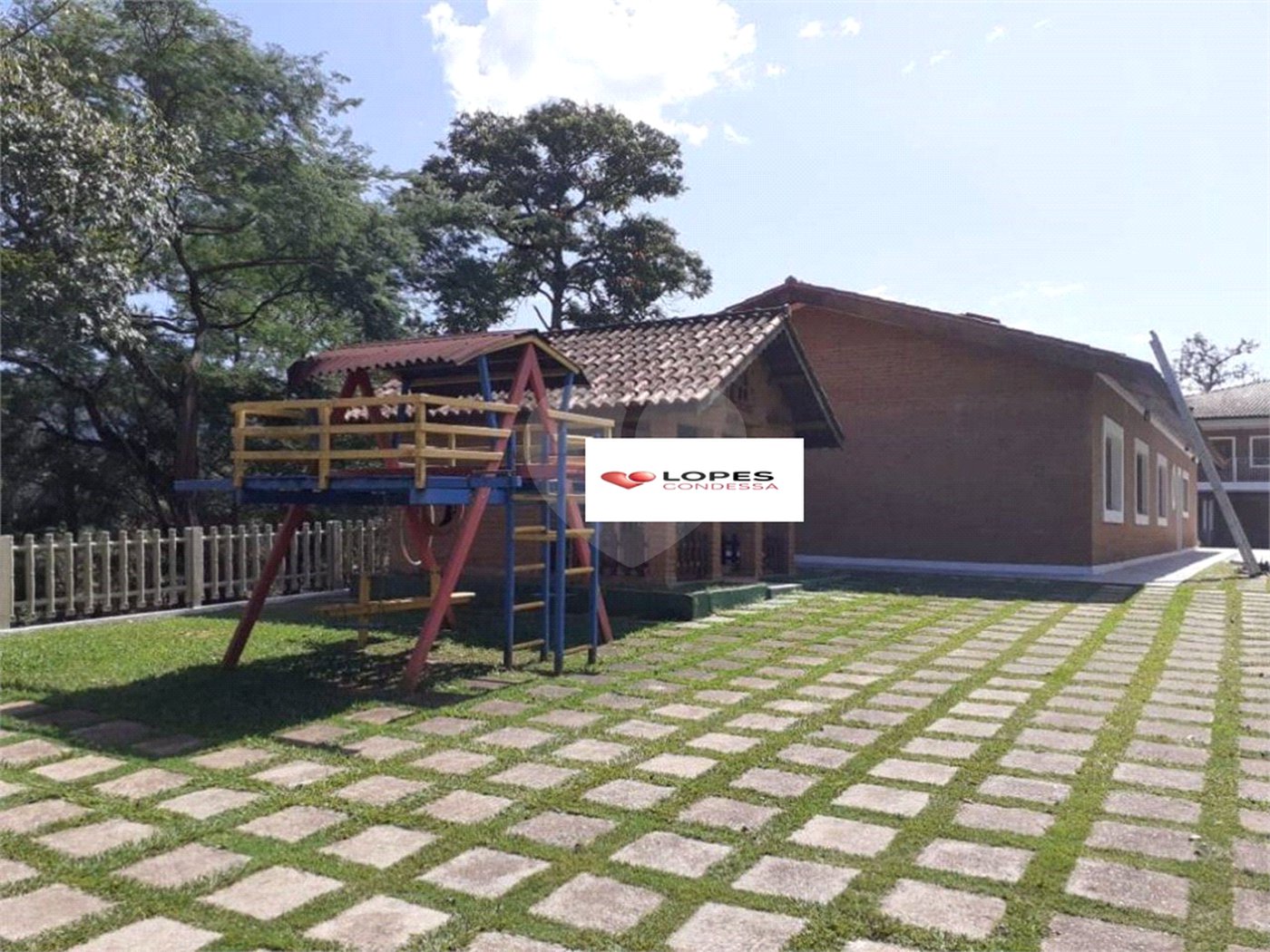 Casa à venda com 6 suítes em Caraguatá, Mairiporã, SP