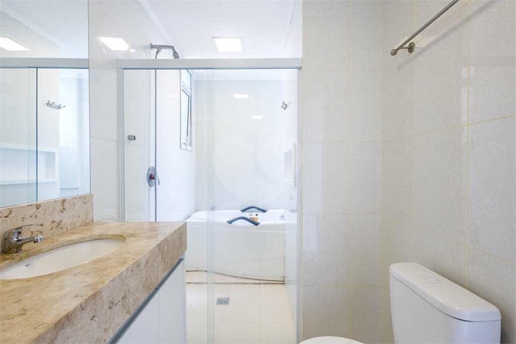 Apartamento à venda com 4 quartos, sendo 2 suítes,  em Indianópolis, São Paulo, SP