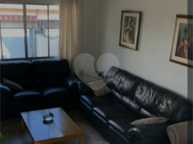 Sobrado à venda com 3 quartos, sendo 1 suíte,  em Campo Grande, São Paulo, SP