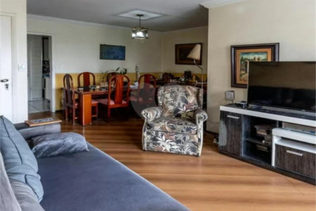 Apartamento à venda com 3 quartos, sendo 1 suíte, em Perdizes, São Paulo, SP