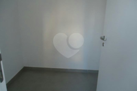 Apartamento à venda com 3 quartos, sendo 1 suíte, em Vila Suzana, São Paulo, SP