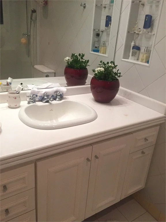 Apartamento à venda com 3 quartos, sendo 2 suítes, em Vila Suzana, São Paulo, SP