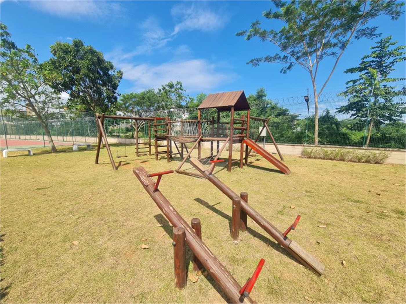 Casa à venda com 4 suítes no condomínio Cyrela Landscape Esplanada, Votorantim - SP