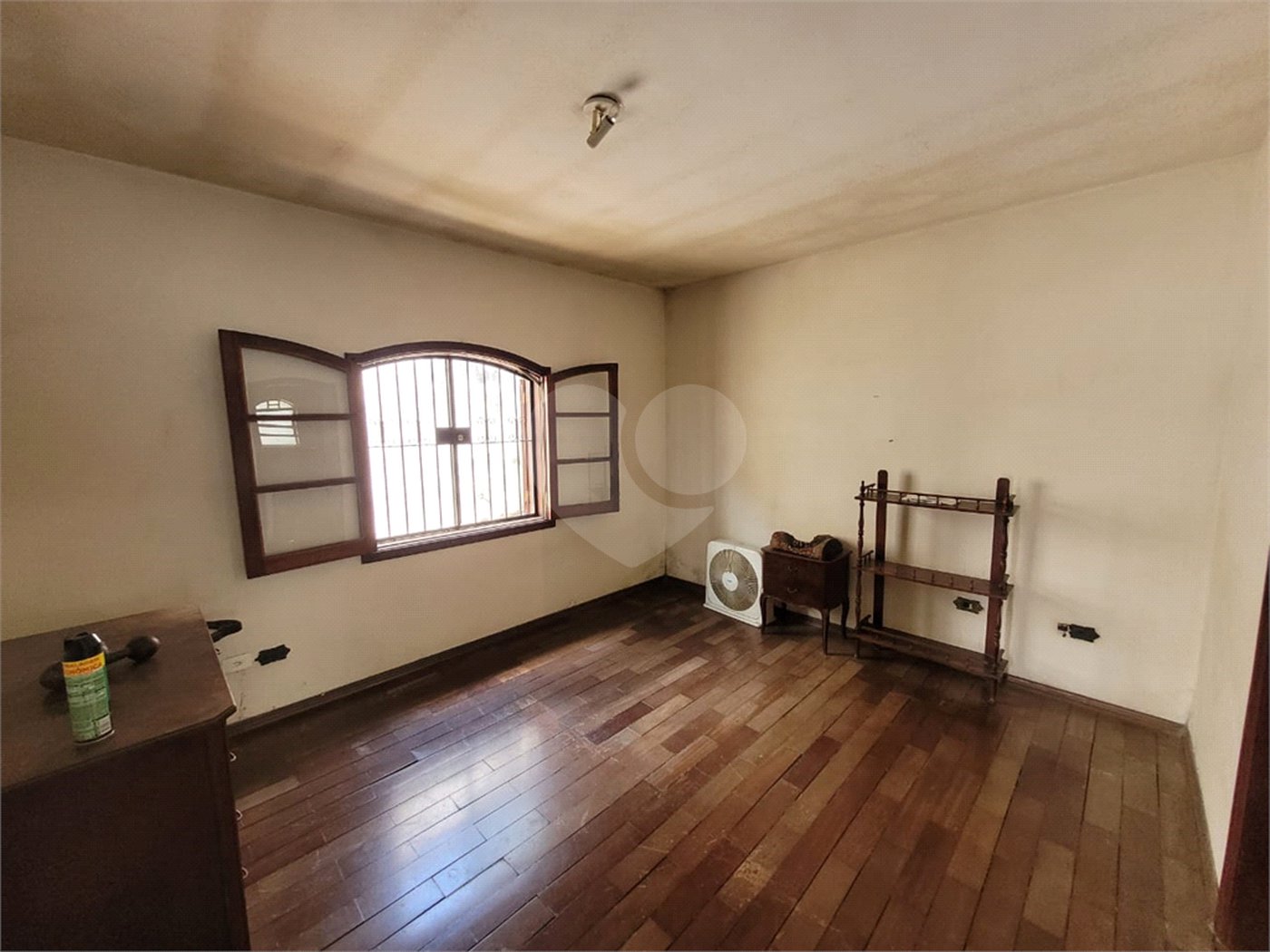 Casa à venda com 3 quartos, sendo 1 suíte, em Parque da Lapa, São Paulo, SP