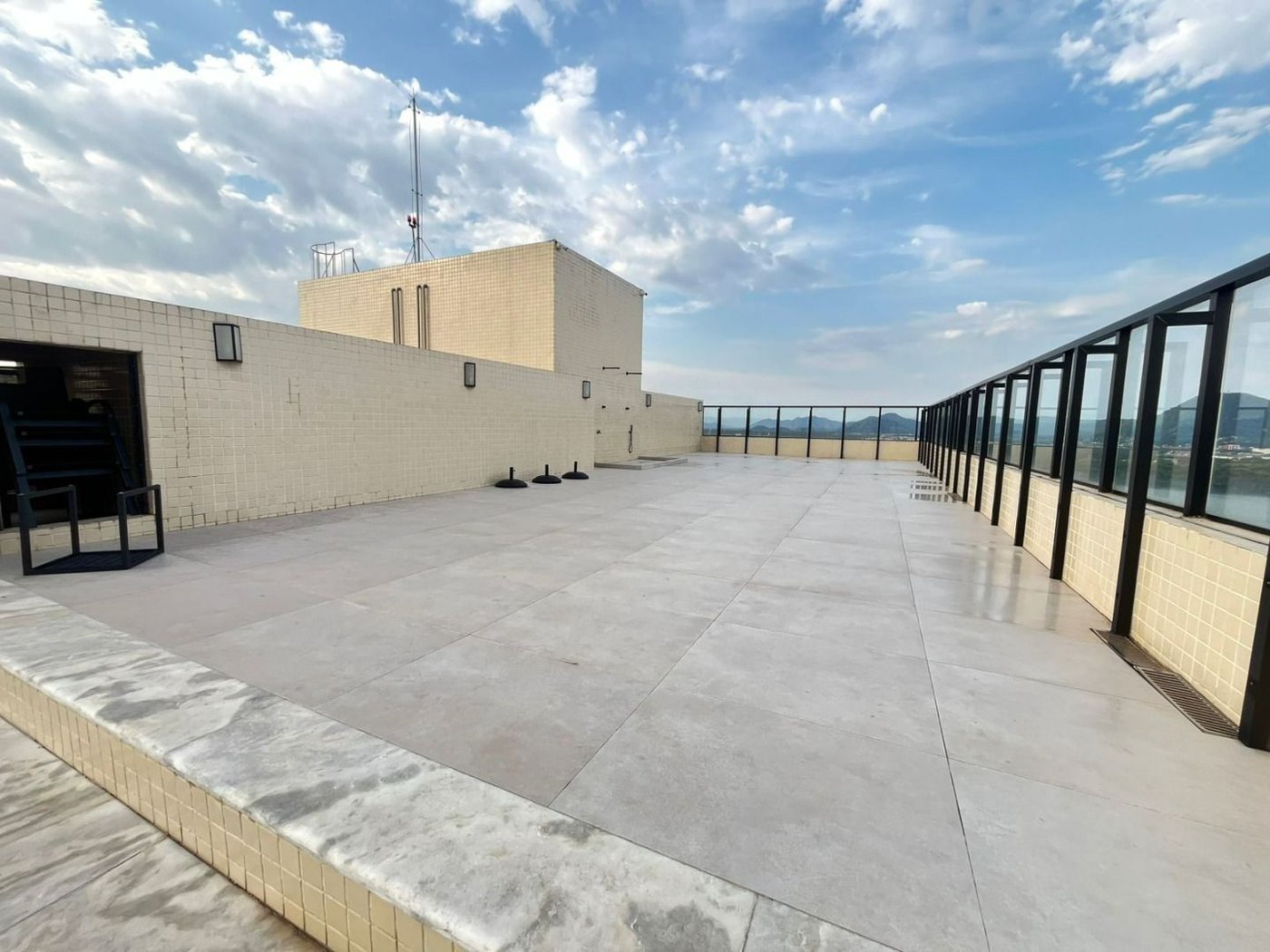 Apartamento com 2 dormitórios à venda, 65 m² por R$ 950.000,00 - Ponta da Praia - Santos/SP