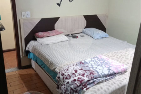 Casa à venda com 5 suítes em Vila Medeiros, São Paulo, SP