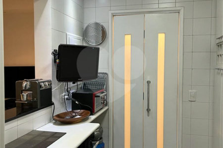 Apartamento à venda com 3 quartos, sendo 1 suíte, em Jardim Caboré, São Paulo, SP