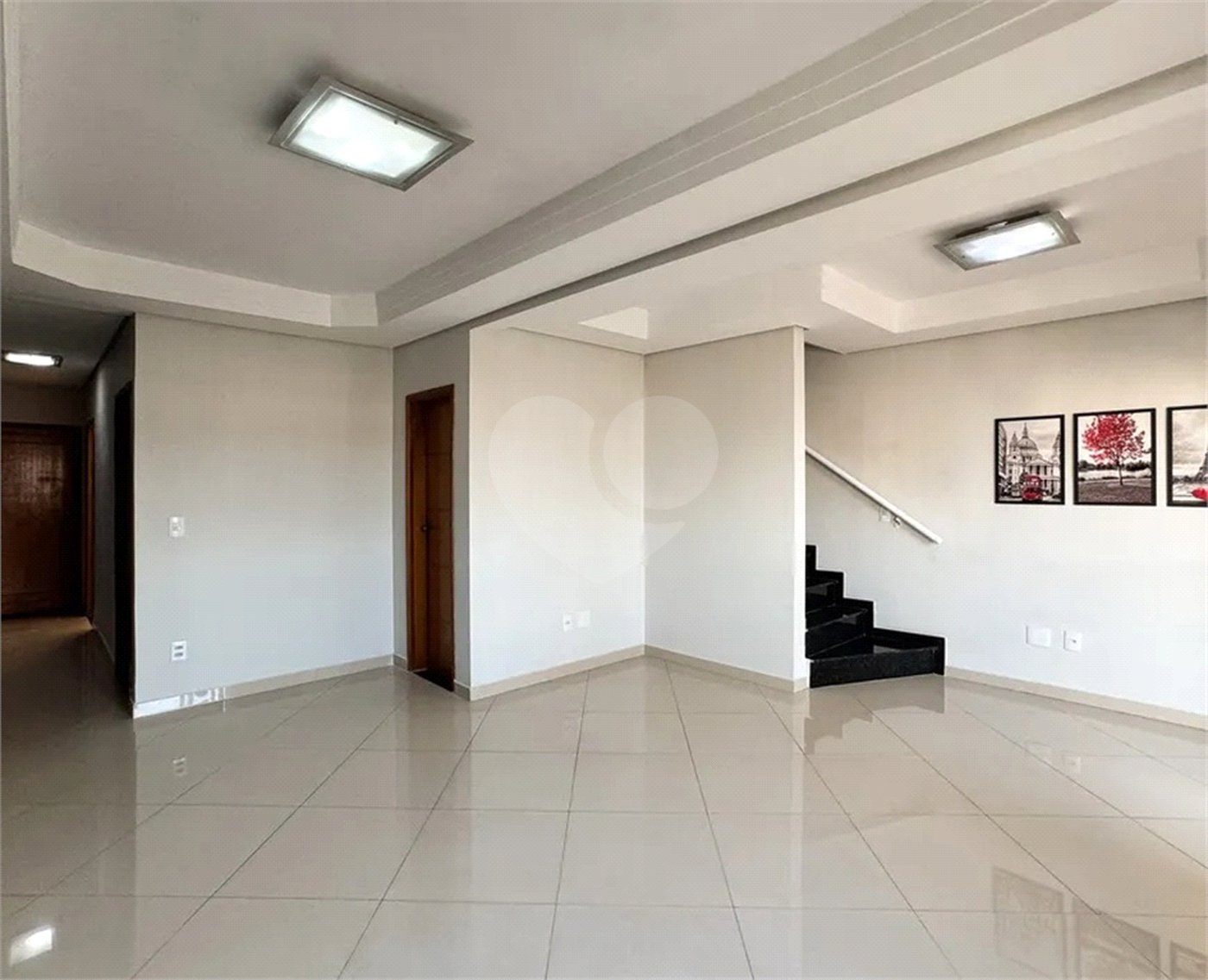 Casa à venda com 3 suítes em Água Fria, São Paulo, SP