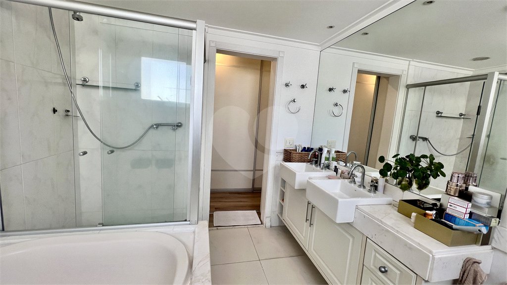 Apartamento à venda com 3 suítes em Perdizes, São Paulo, SP