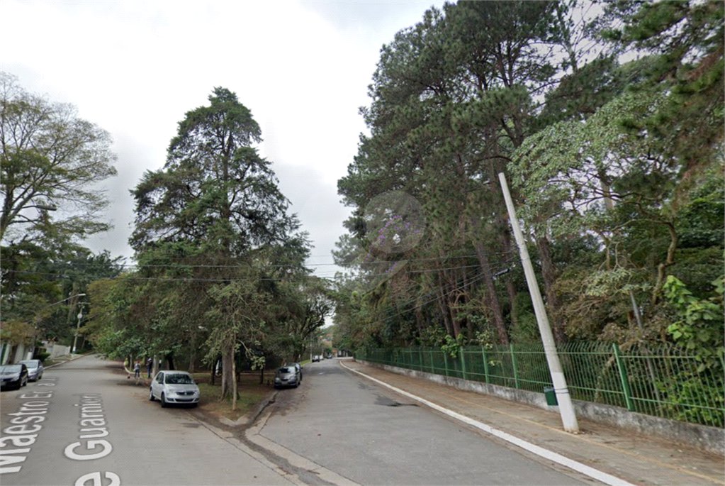 Terreno à venda com 1 suíte em Interlagos, São Paulo, SP