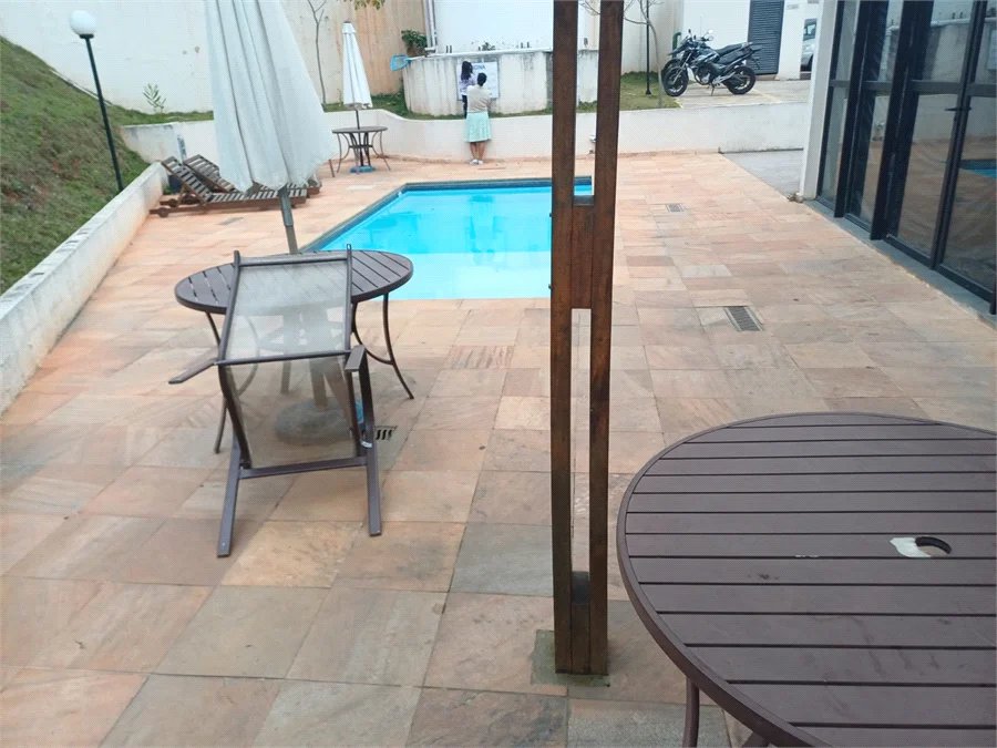 Apartamento à venda com 2 quartos em Lageado, Cotia, SP