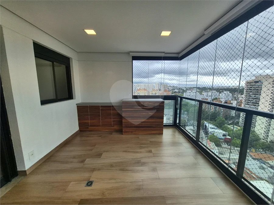 Apartamento à venda na Vila Leopoldina.