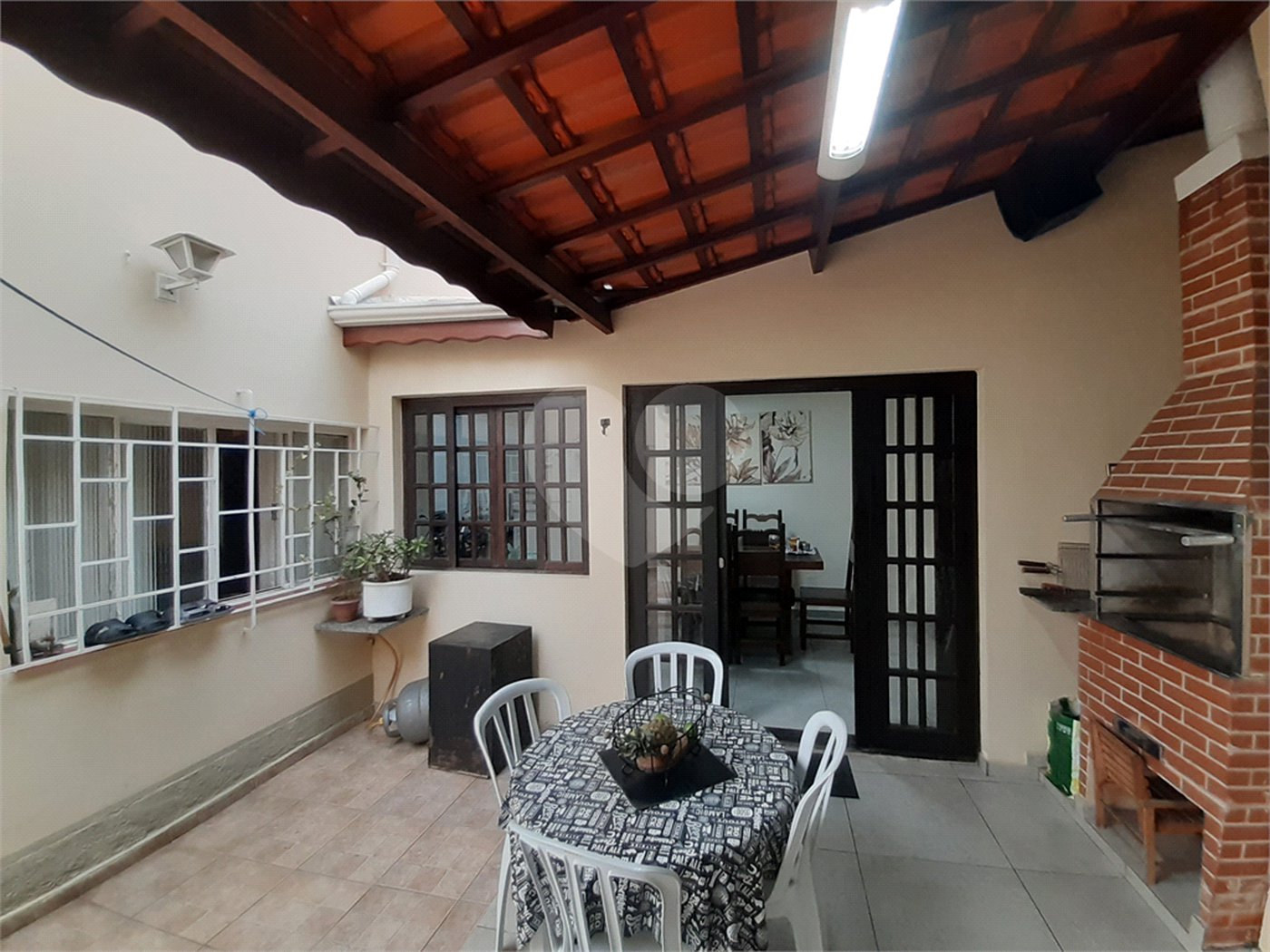 Vende-se: Sobrado de Vila, 2 quartos, Edícula com 1 Suíte, 1 Vaga, Santana!