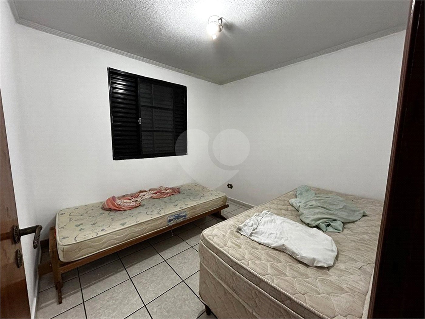 Apartamento com 03 Dormitórios, á venda, em São Carlos-SP.