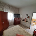 Casa térrea a venda na Vila Lutfalla