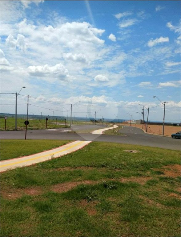 Loteamento no Residencial Arcoville.
