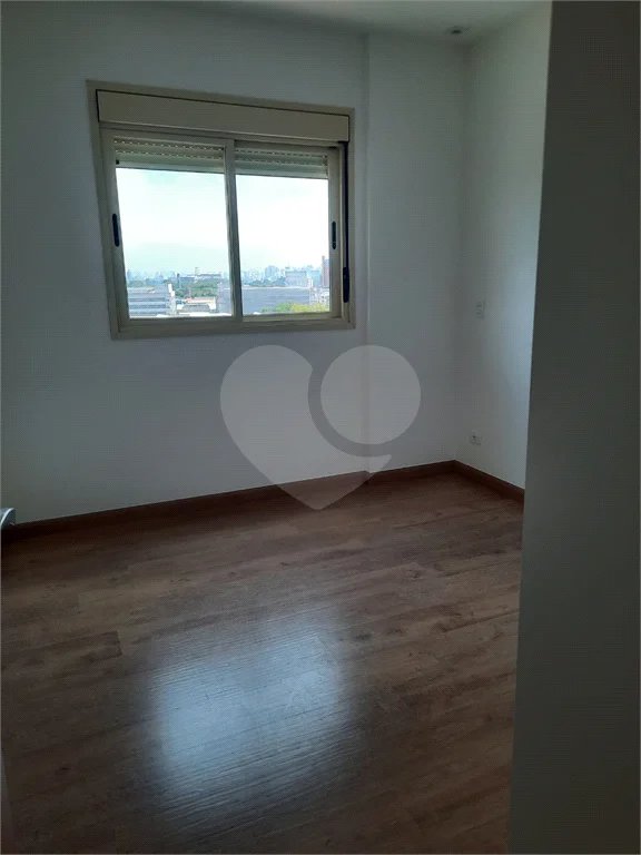 APARTAMENTO DE 44,0 M² COM 01 DORMITÓRIO E COZINHA COM ARMÁRIOS, VARANDA GOURMET E VAGA PARA LOCAÇÃO EM SANTANA