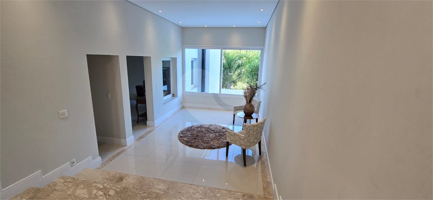 Casa à venda com 7 quartos, sendo 5 suítes, em Residencial Jardim Primavera, Louveira, SP