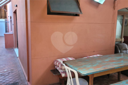 Casa em Condomínio, no Parque Sabará