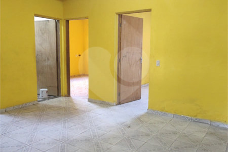 Casa à venda com 2 quartos em Jardim Margarida, Mogi das Cruzes, SP