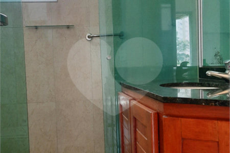 Apartamento à venda com 3 quartos, sendo 1 suíte, em Jardim Marajoara, São Paulo, SP